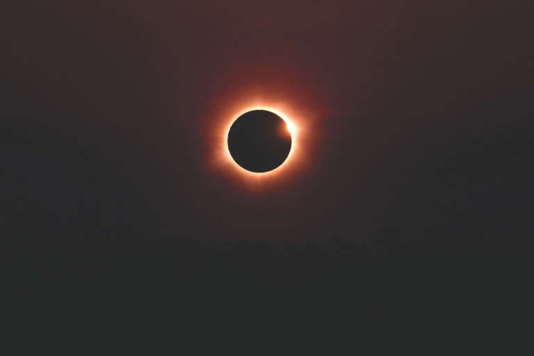 eclissi solare 12 agosto