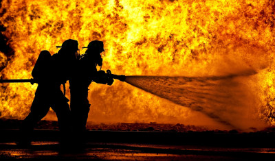 incendio devasta i Monti Lattari