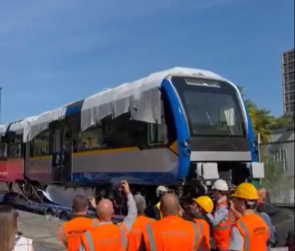 Linea 6 nuovi treni, primo convoglio Hitachi arrivato a Napoli